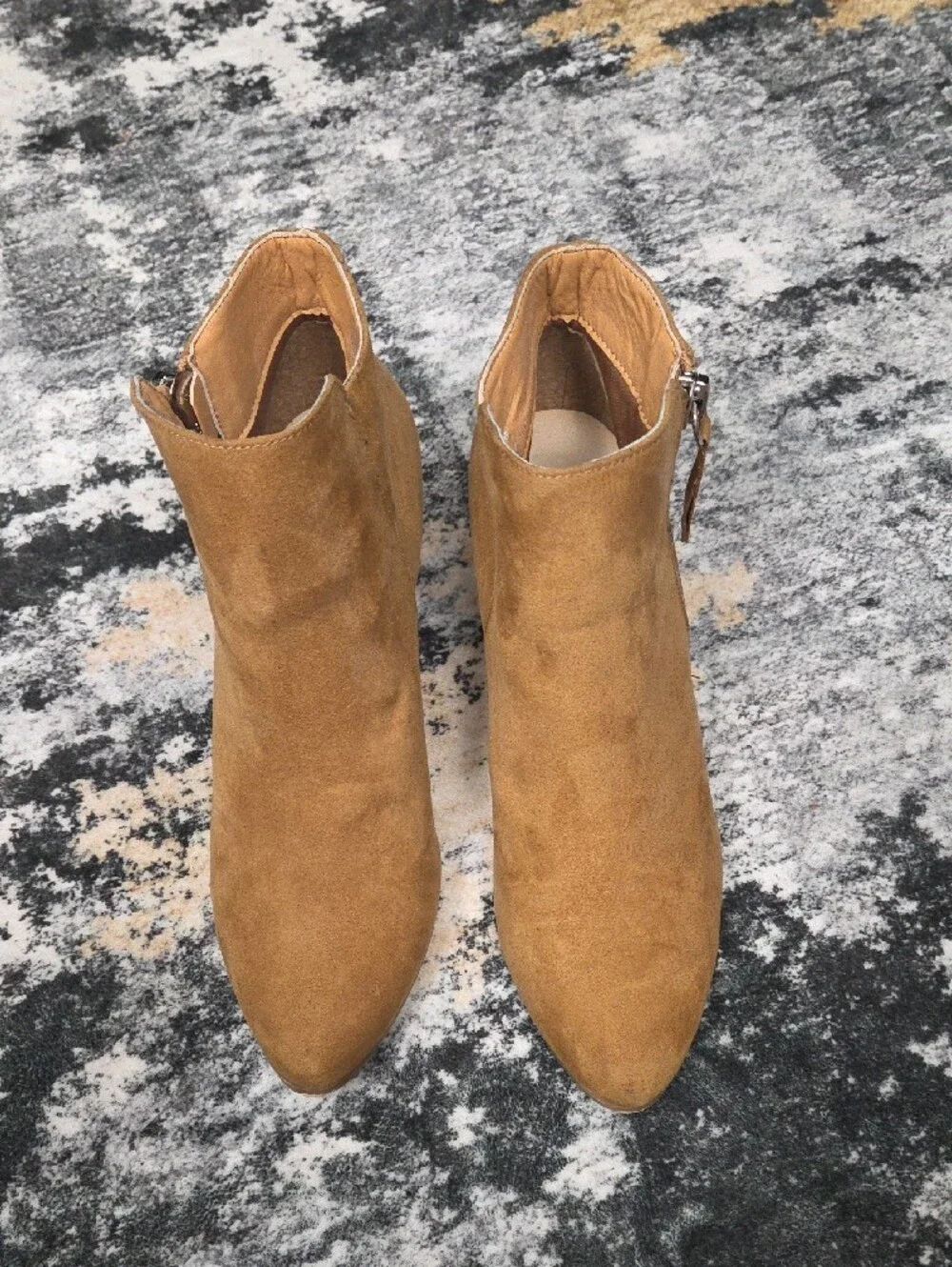 JustFab Mazie Camel Ankle Booties Size 10 Block Heel